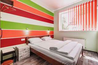 Хостелы Station Hostel Харьков Стандартный двухместный номер с 1 кроватью и общей ванной комнатой-6