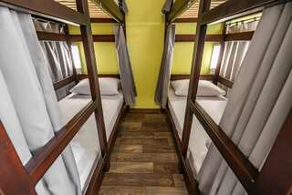 Хостелы Station Hostel Харьков Кровать в общем номере для мужчин и женщин с 10 кроватями-4