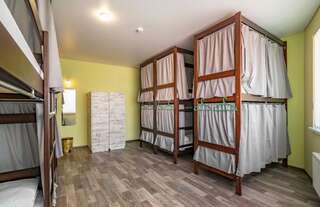 Хостелы Station Hostel Харьков Кровать в общем номере для мужчин и женщин с 10 кроватями-13